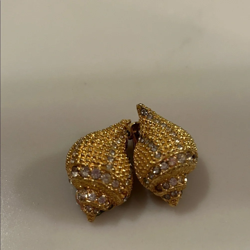 Bundle of 6 pair earrings for evening. Elegant Gold ,pearl, green & rhinestone.